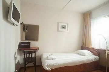 Budget Hostel Bargain Toko Ολλανδία